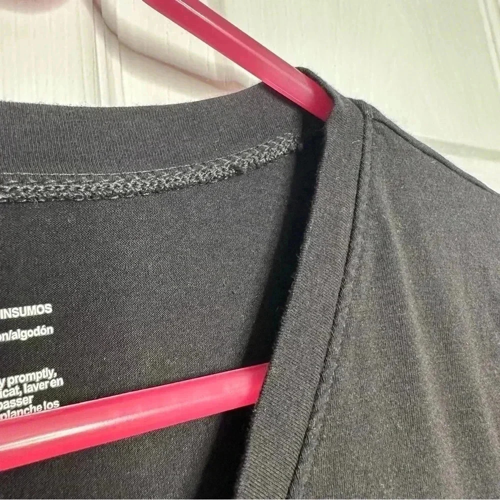 Calvin Klein V-Neck T-Shirt Black Soft Size Large - Picture 3 of 16